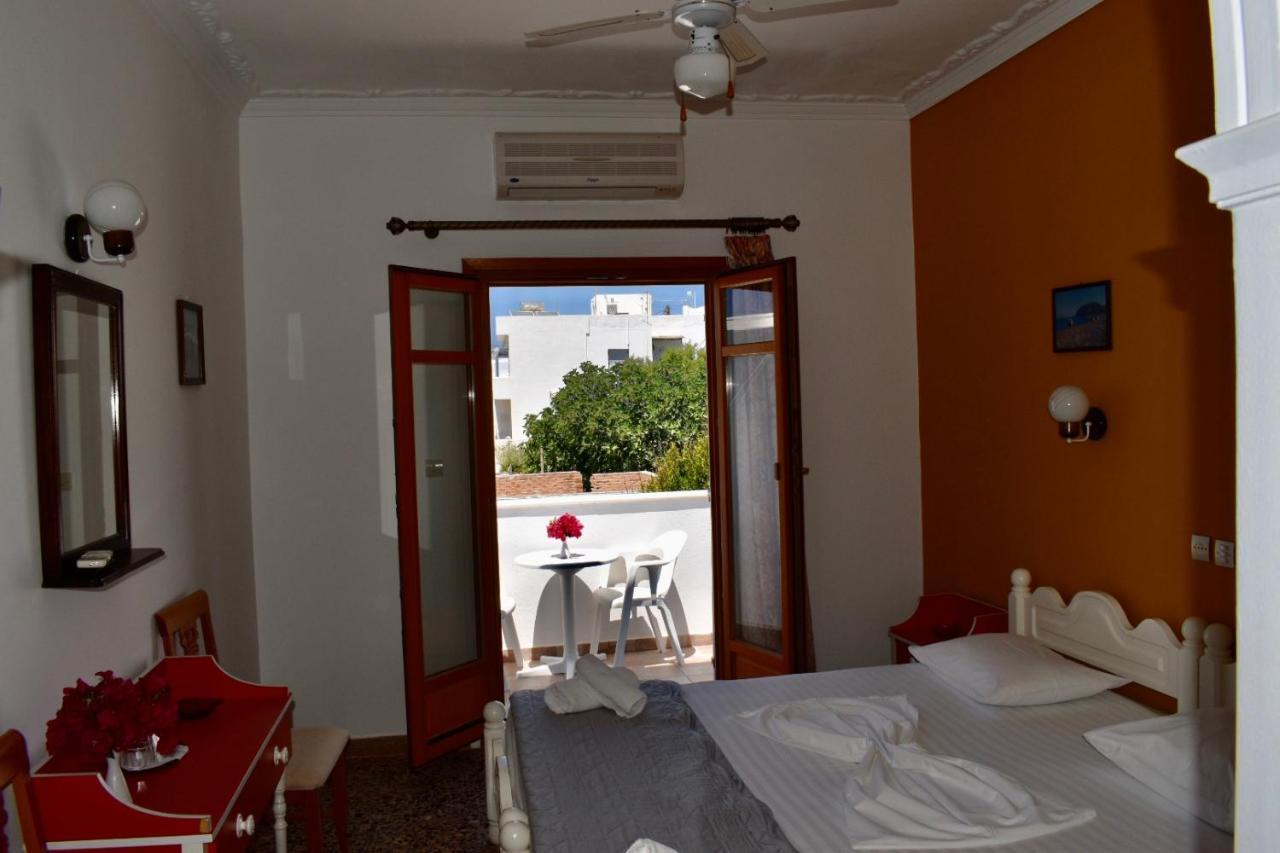 נאוסה Minoa Hotel מראה חיצוני תמונה