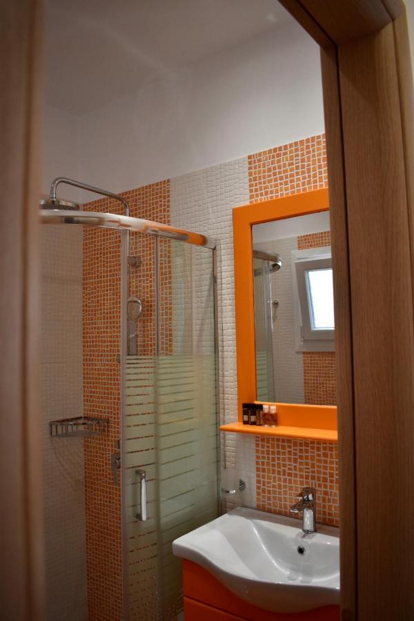 נאוסה Minoa Hotel מראה חיצוני תמונה