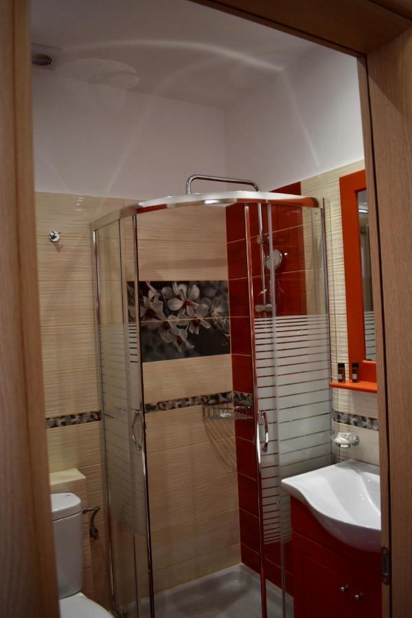 נאוסה Minoa Hotel מראה חיצוני תמונה