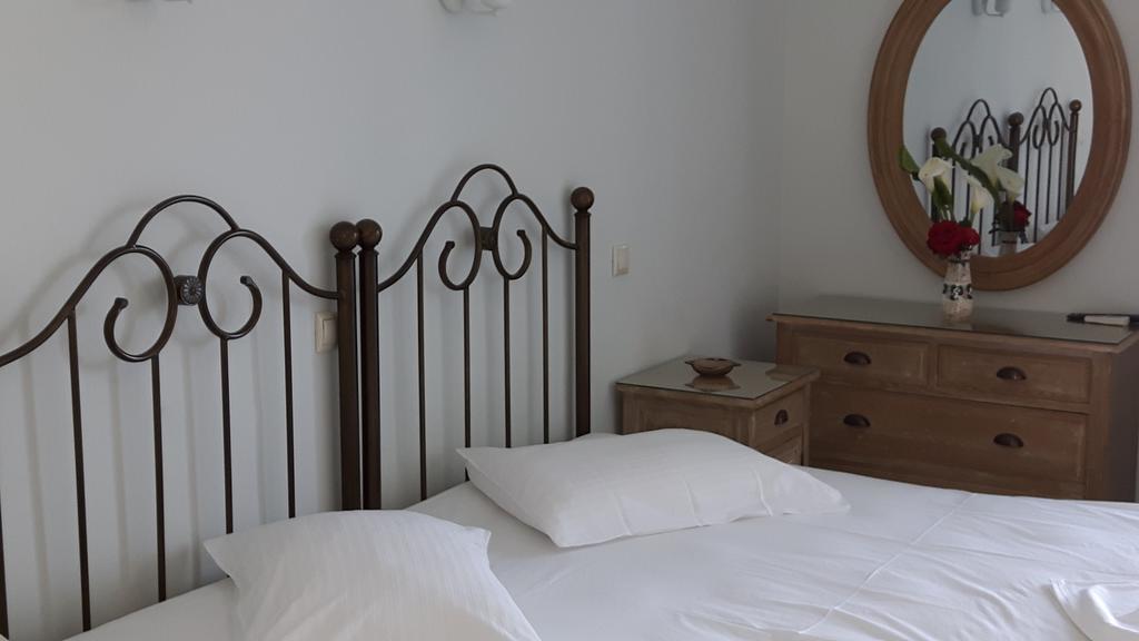 נאוסה Minoa Hotel מראה חיצוני תמונה