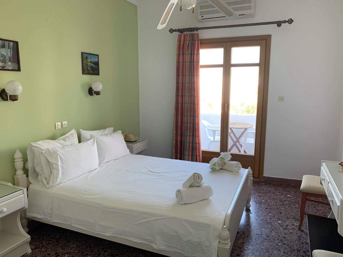 נאוסה Minoa Hotel מראה חיצוני תמונה